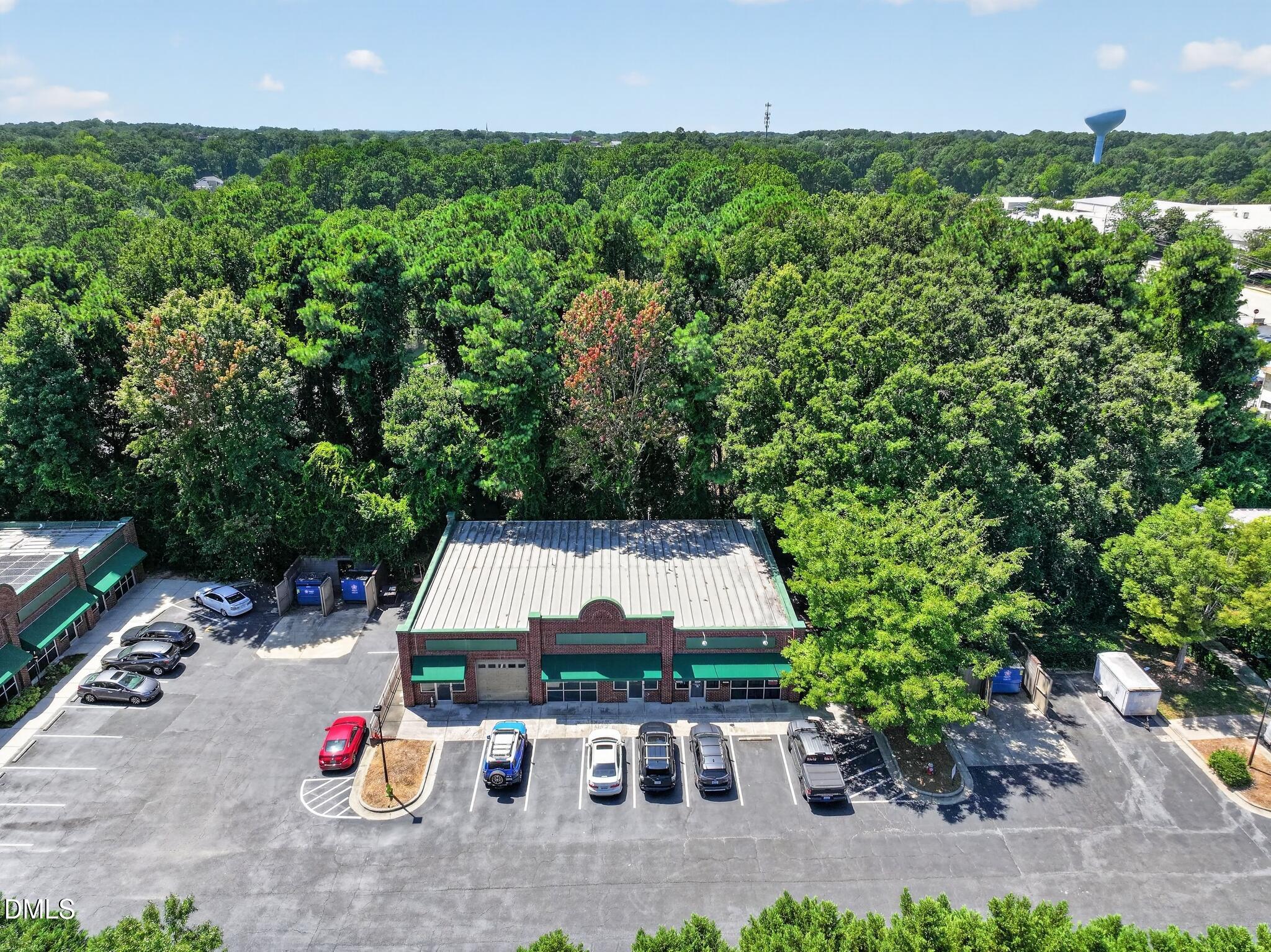 main property photo 8