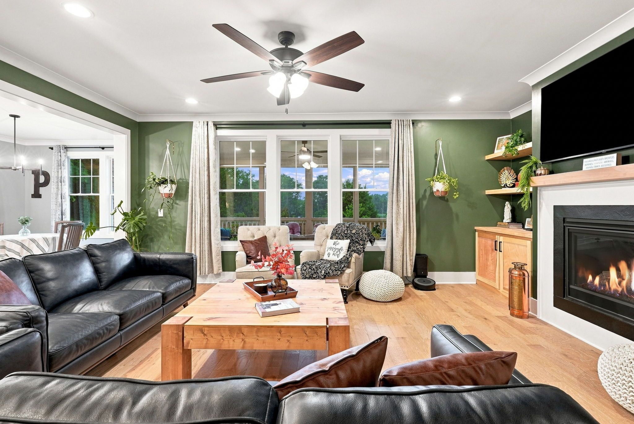 main property photo 29