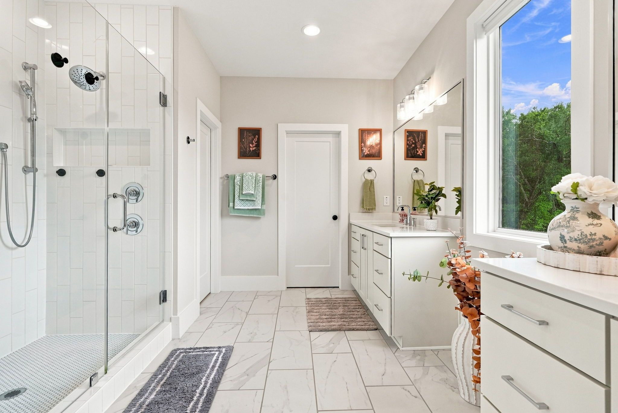 main property photo 67