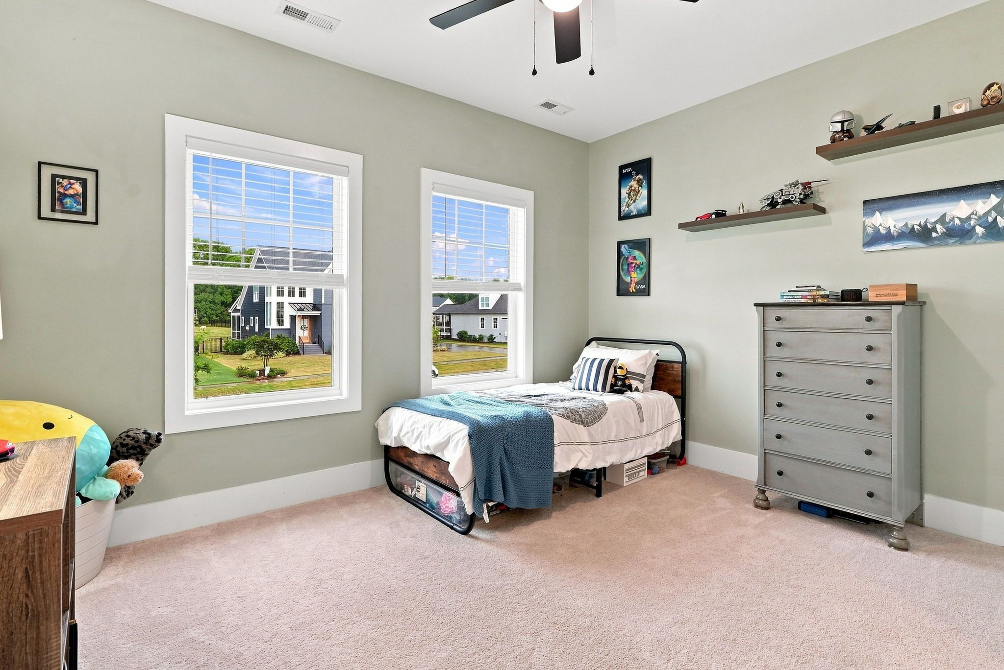 main property photo 75