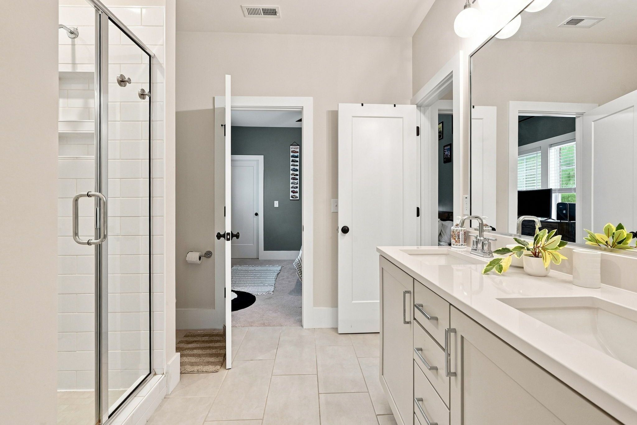 main property photo 77