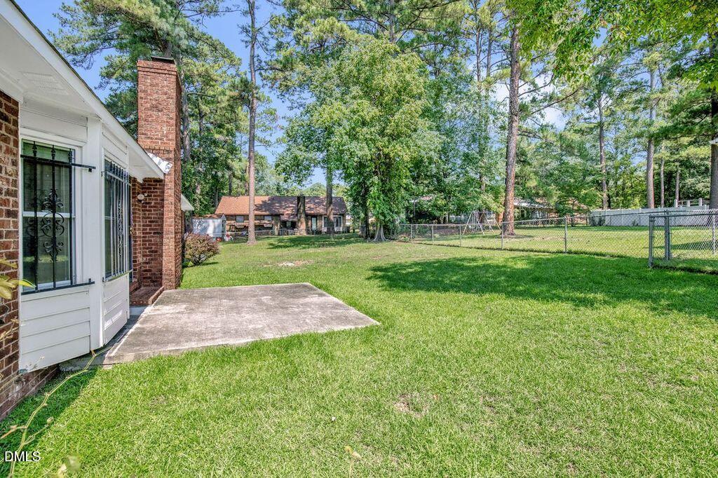 main property photo 23