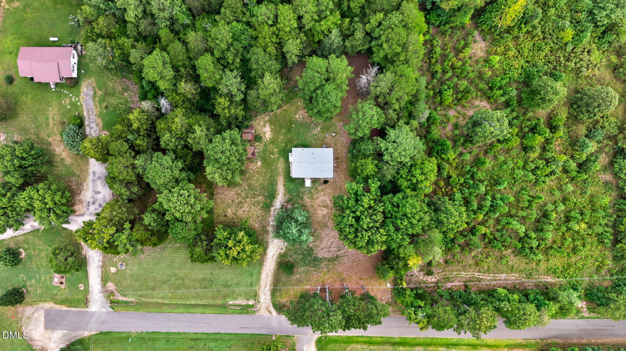 main property photo 28