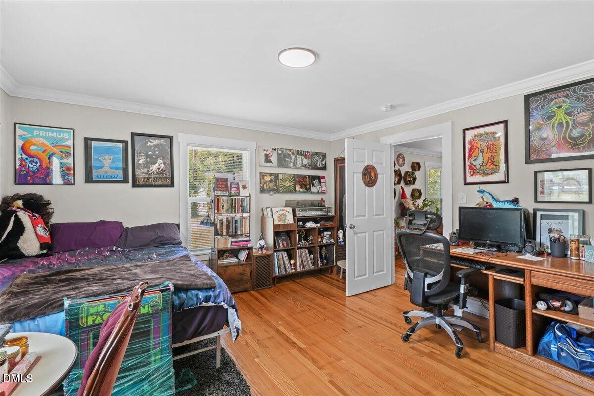 main property photo 44