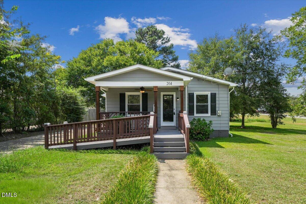 main property photo 1