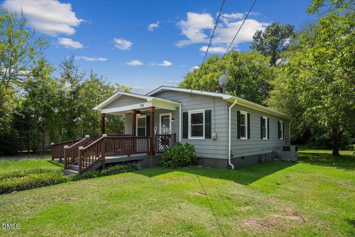 main property photo 25