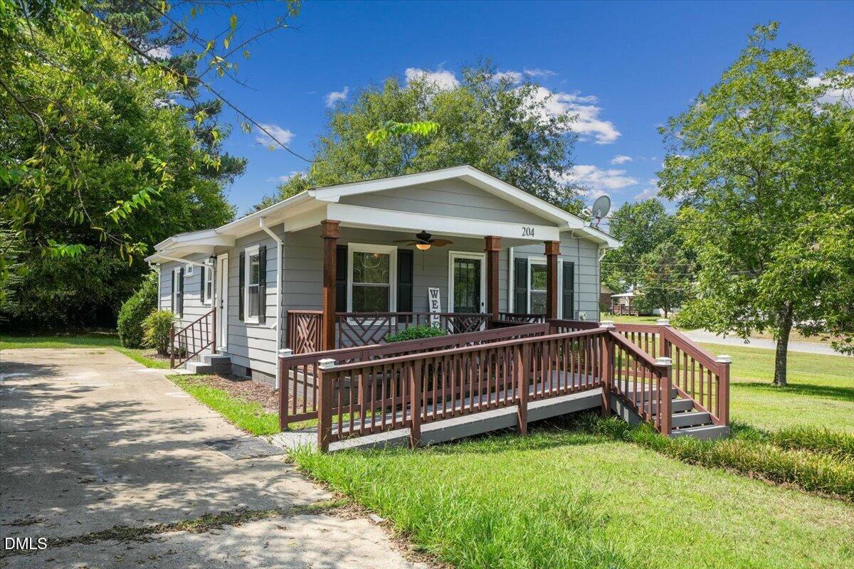 main property photo 26