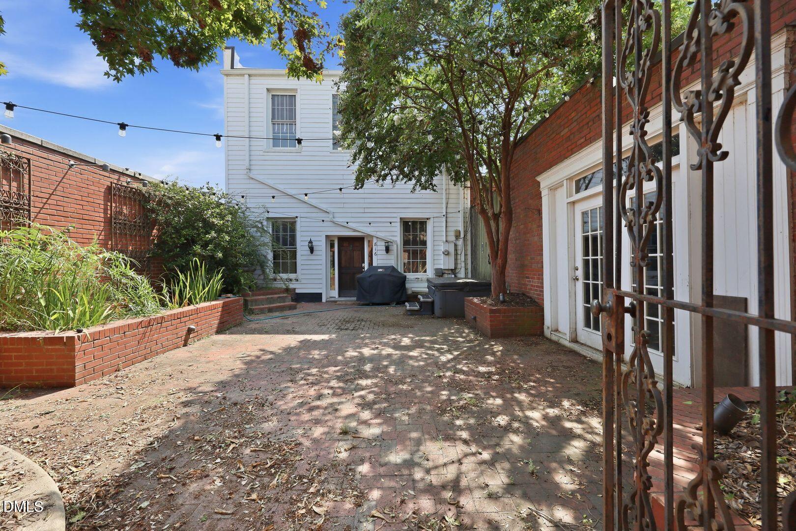 main property photo 20