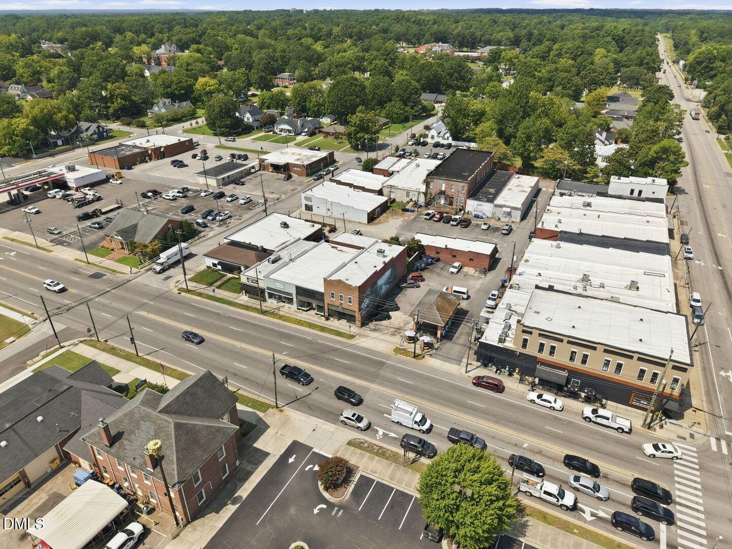 main property photo 40