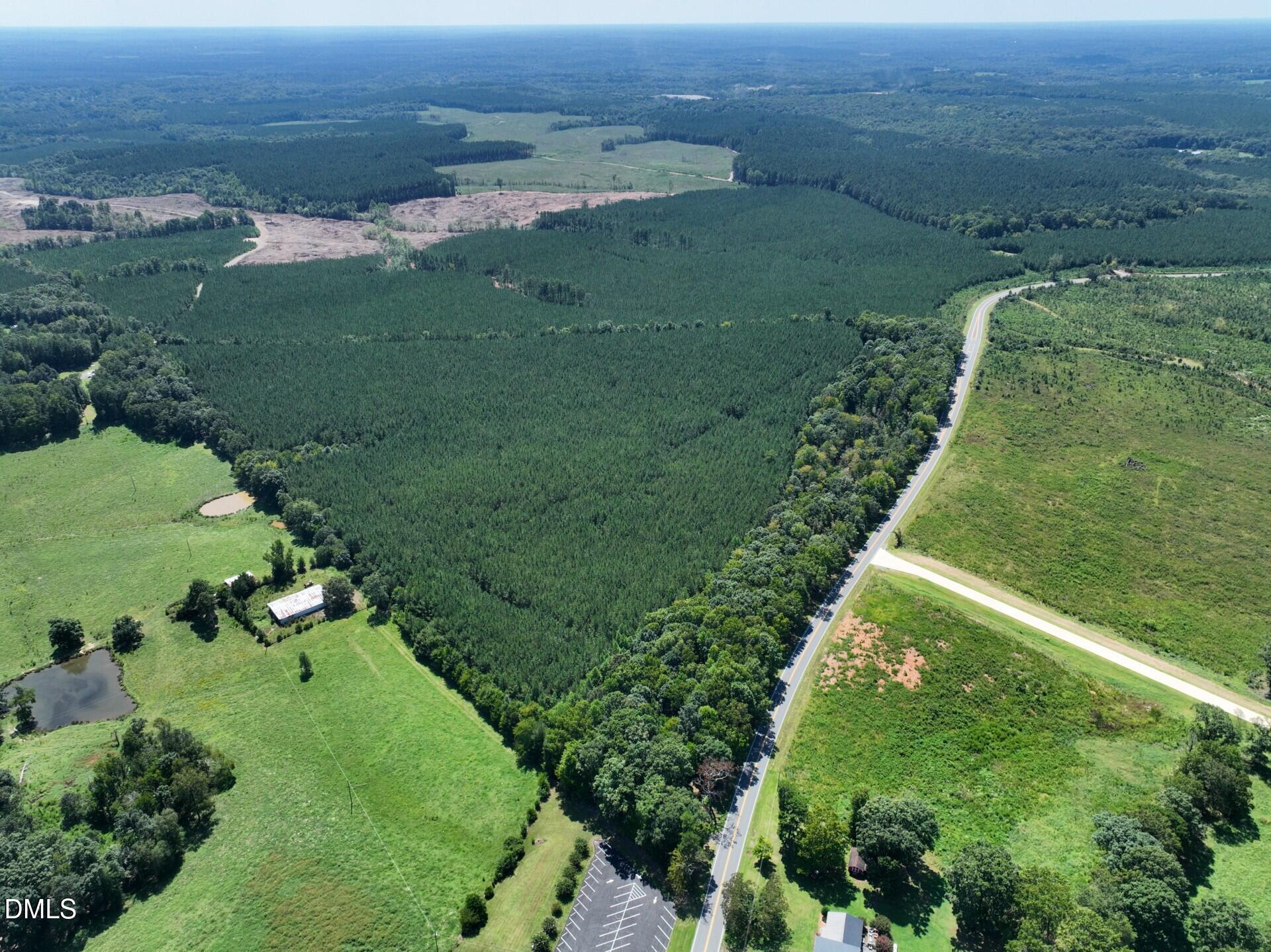 main property photo 14