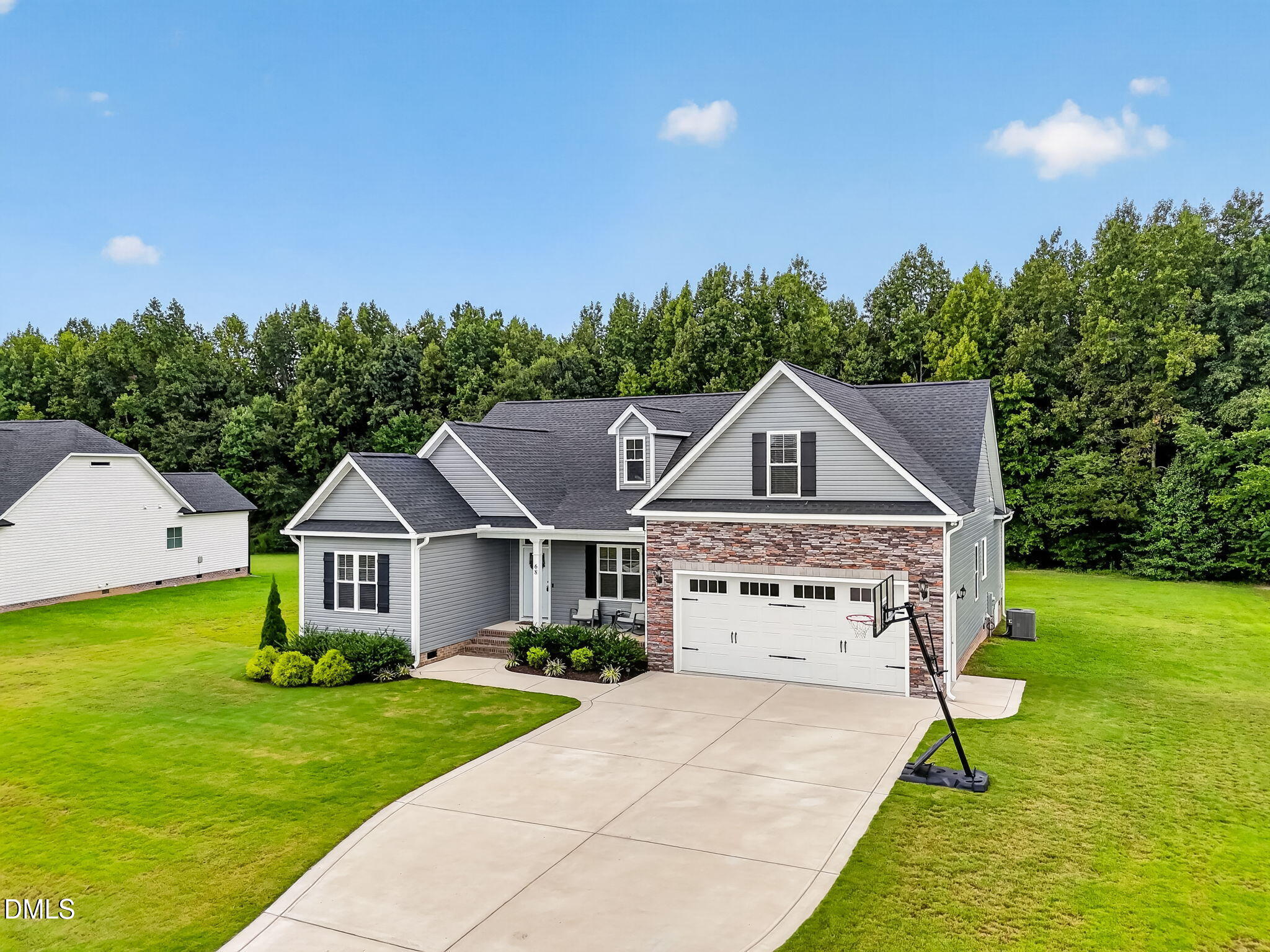 main property photo 38