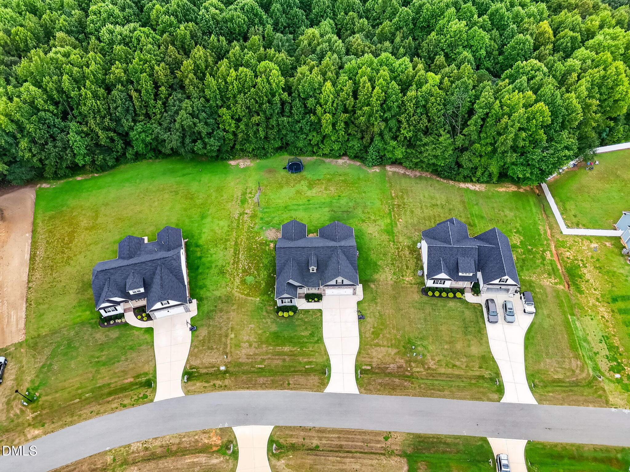 main property photo 41