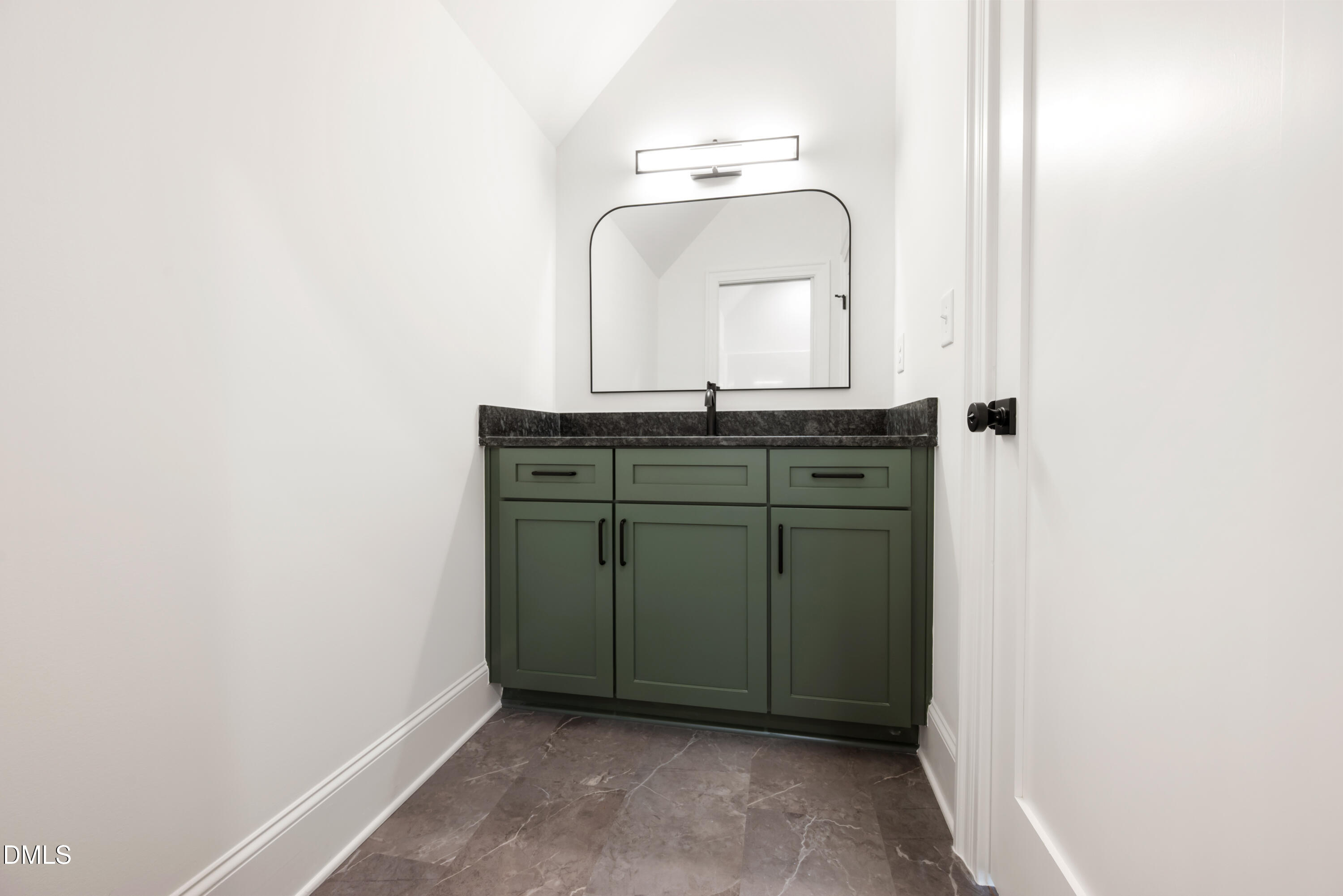 main property photo 70
