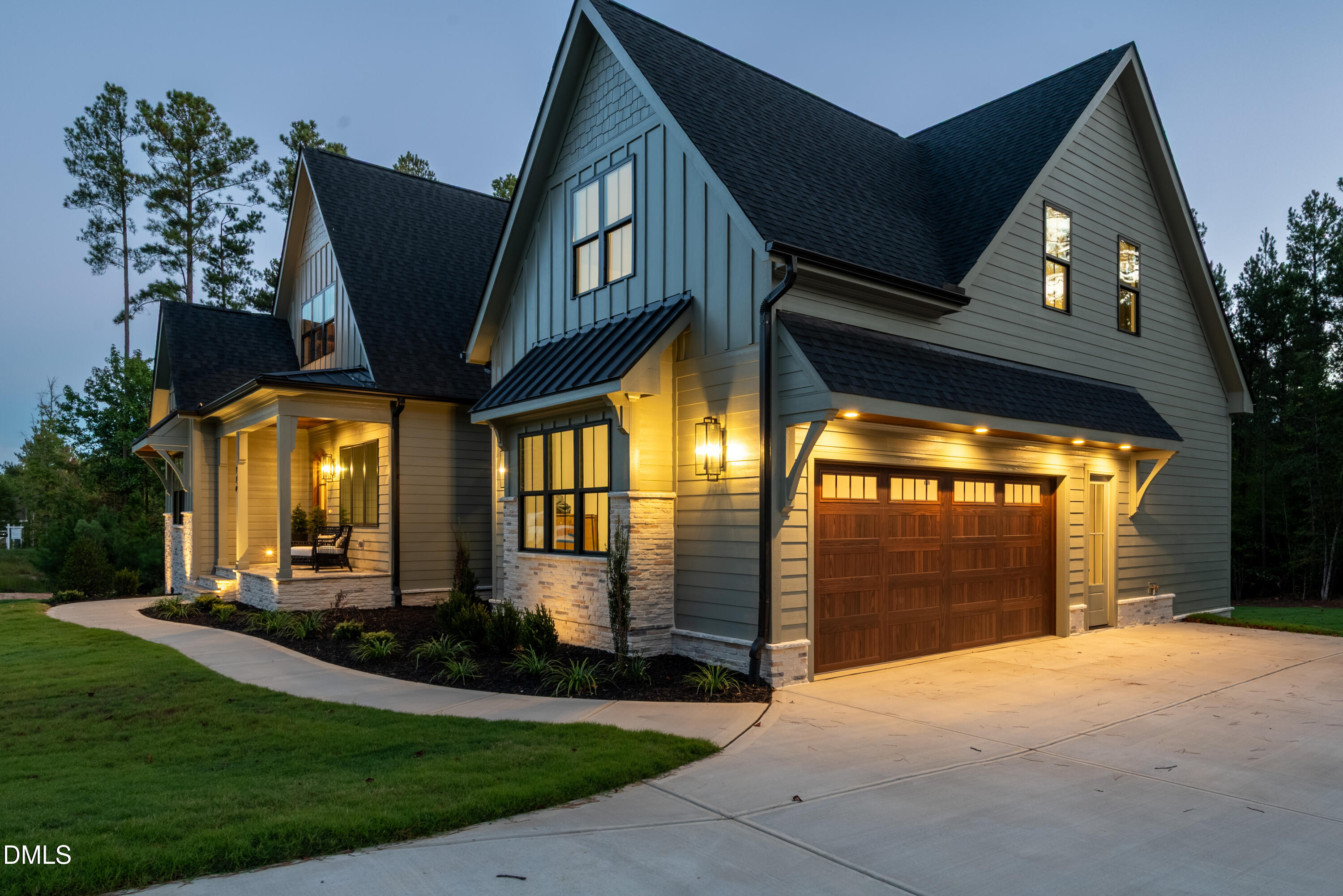 main property photo 79