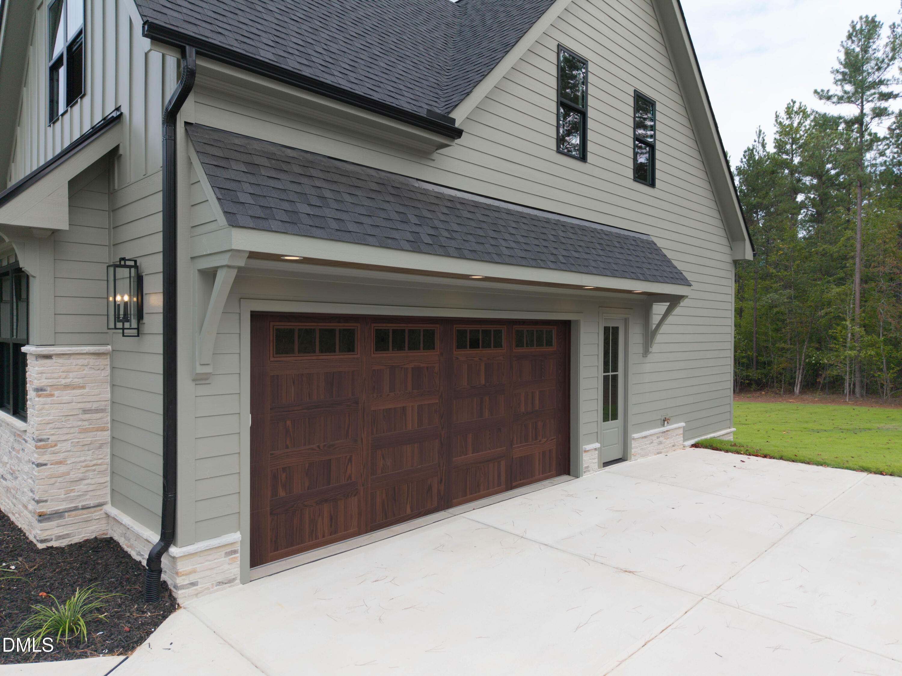 main property photo 82