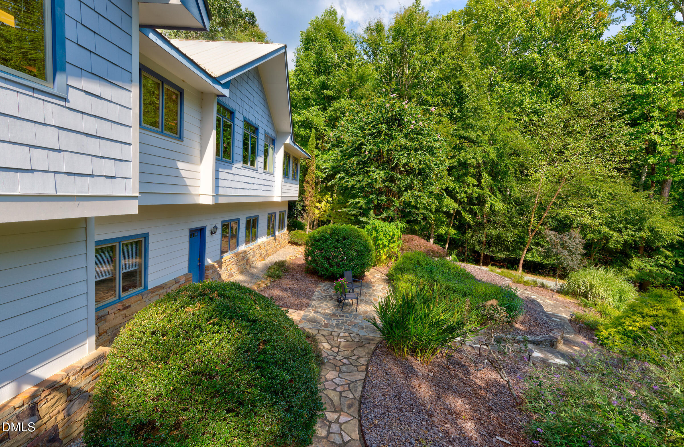 main property photo 61