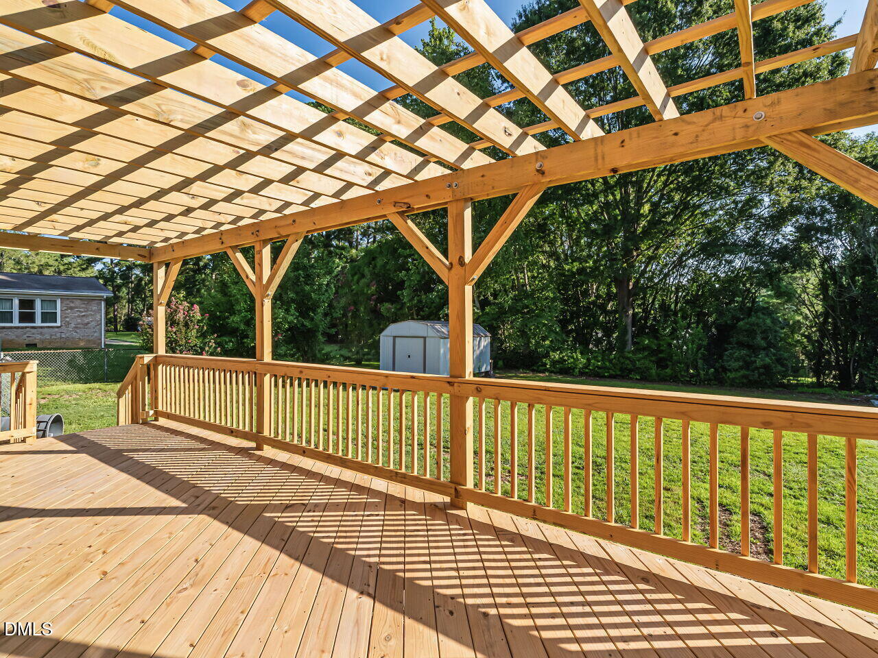 main property photo 30