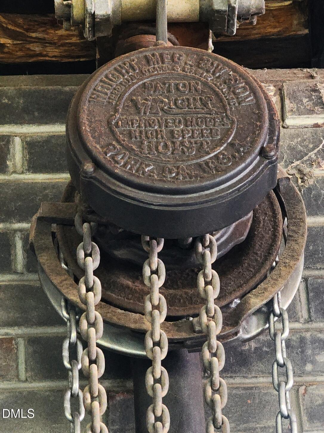 main property photo 18