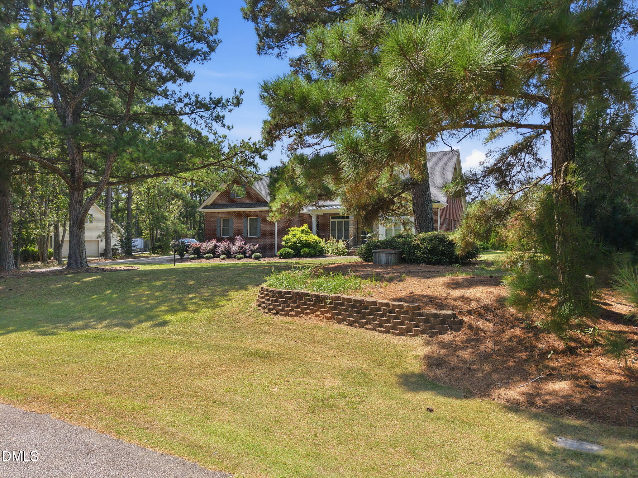 main property photo 41