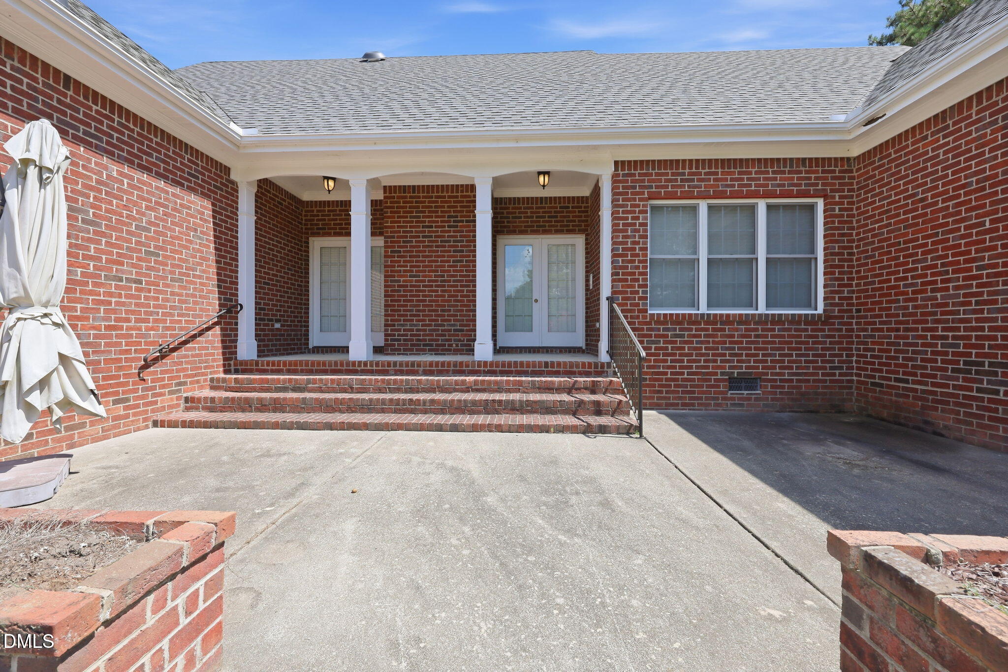 main property photo 42