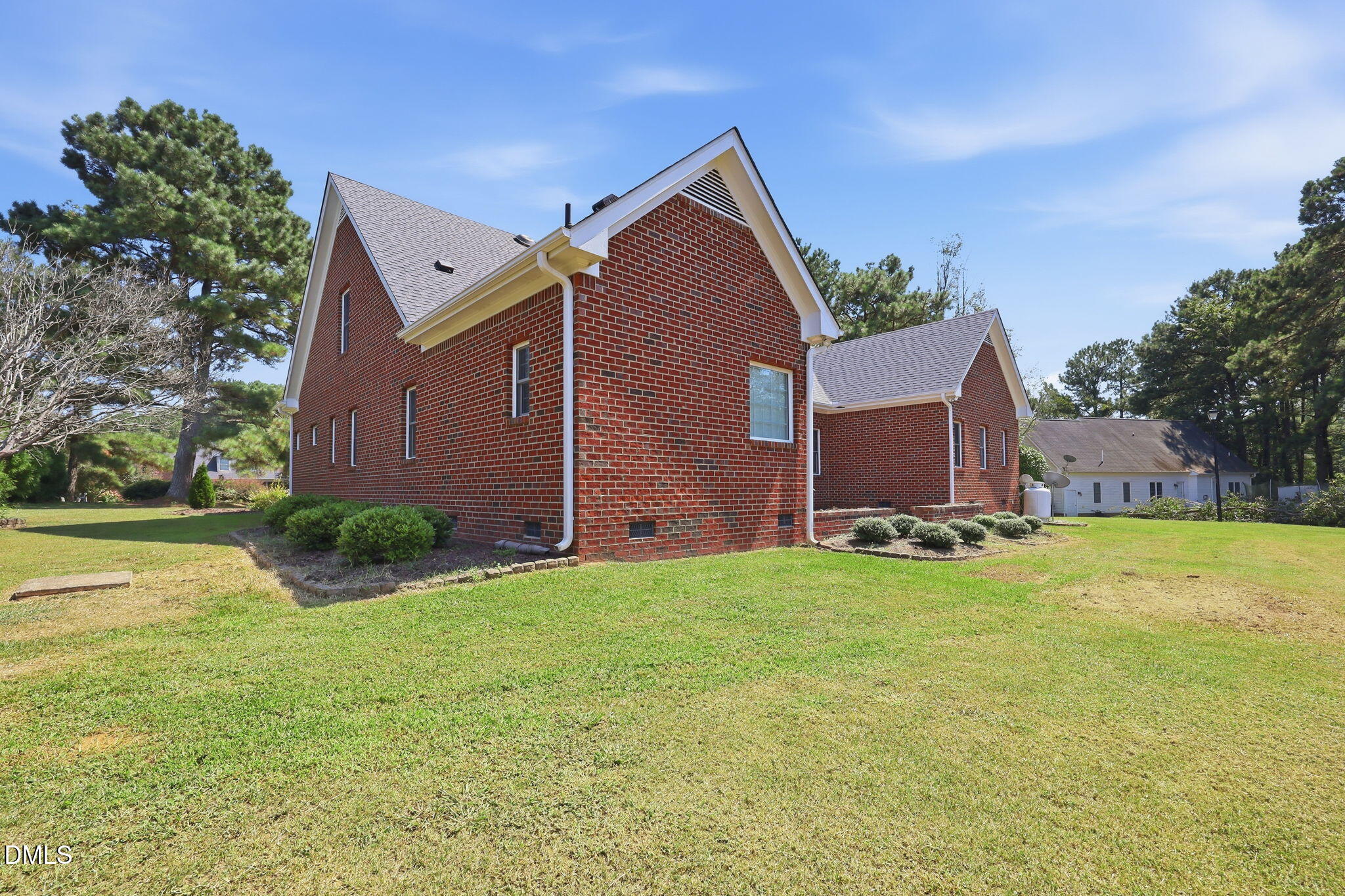 main property photo 43