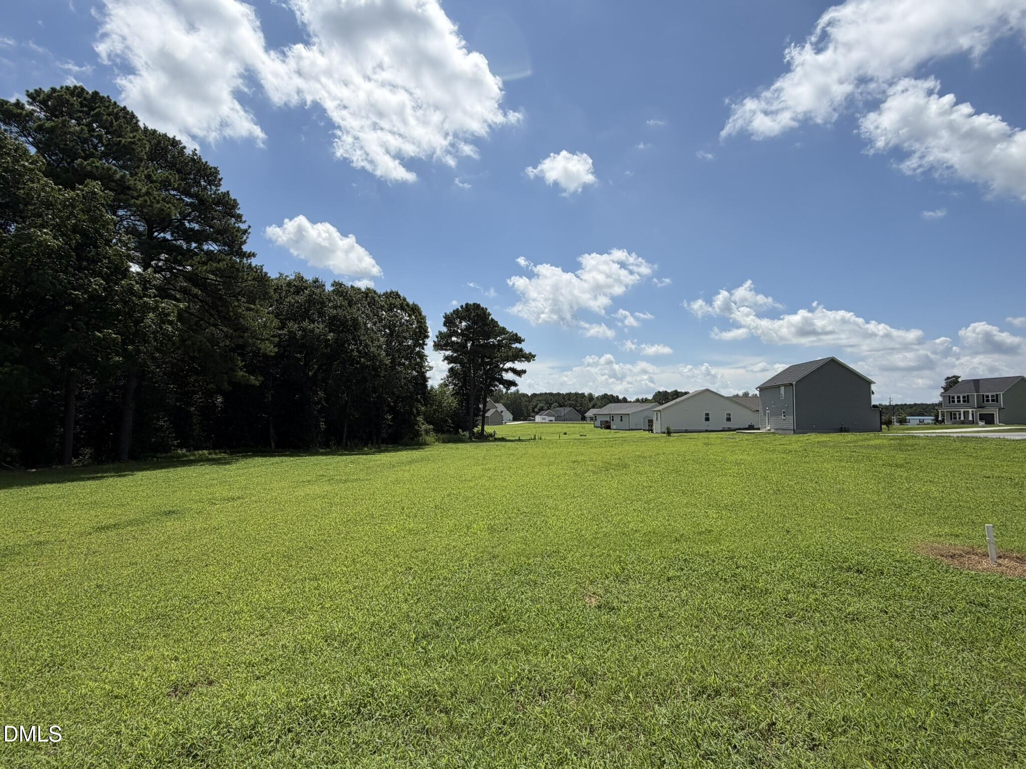main property photo 16