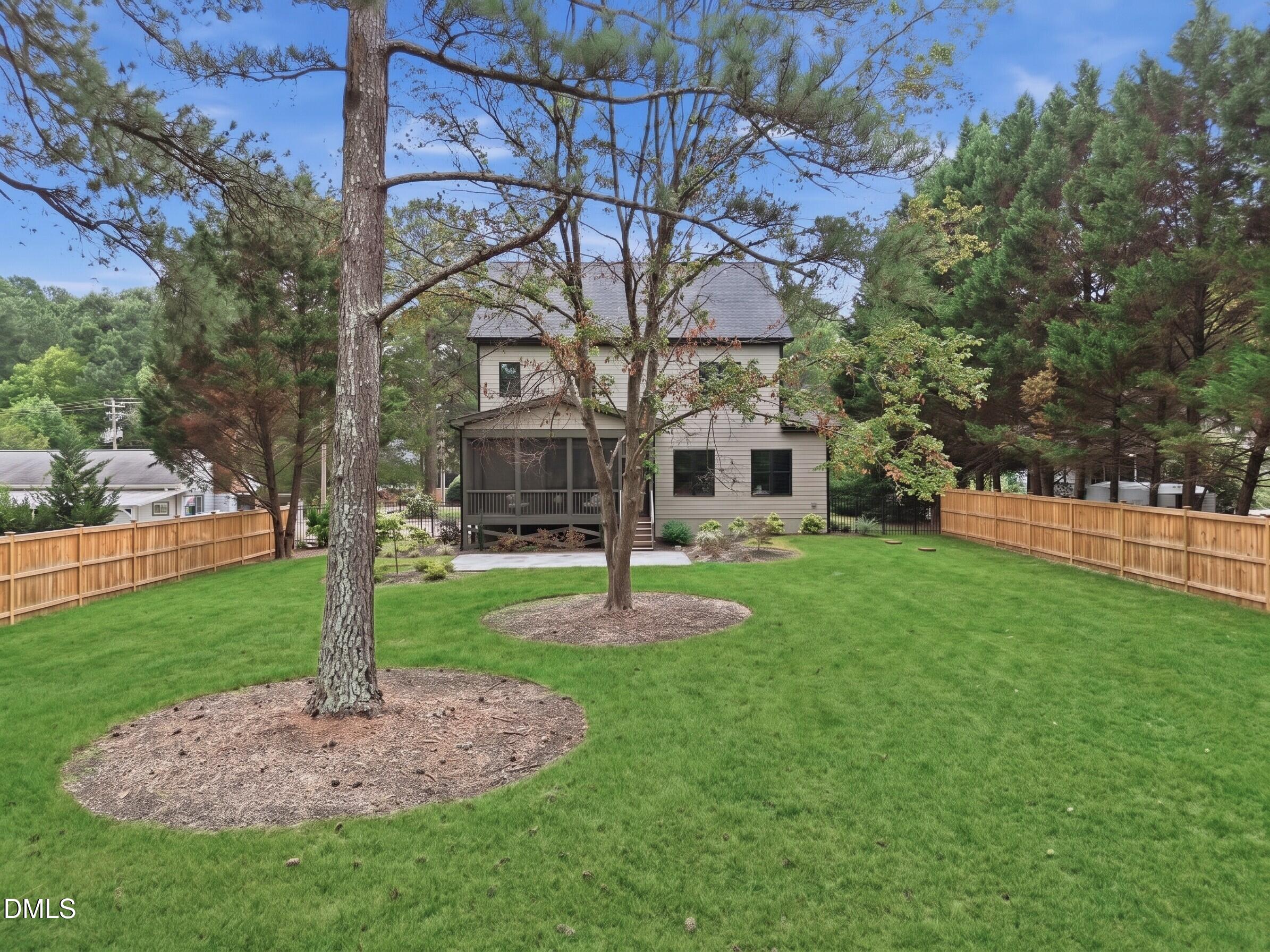 main property photo 35