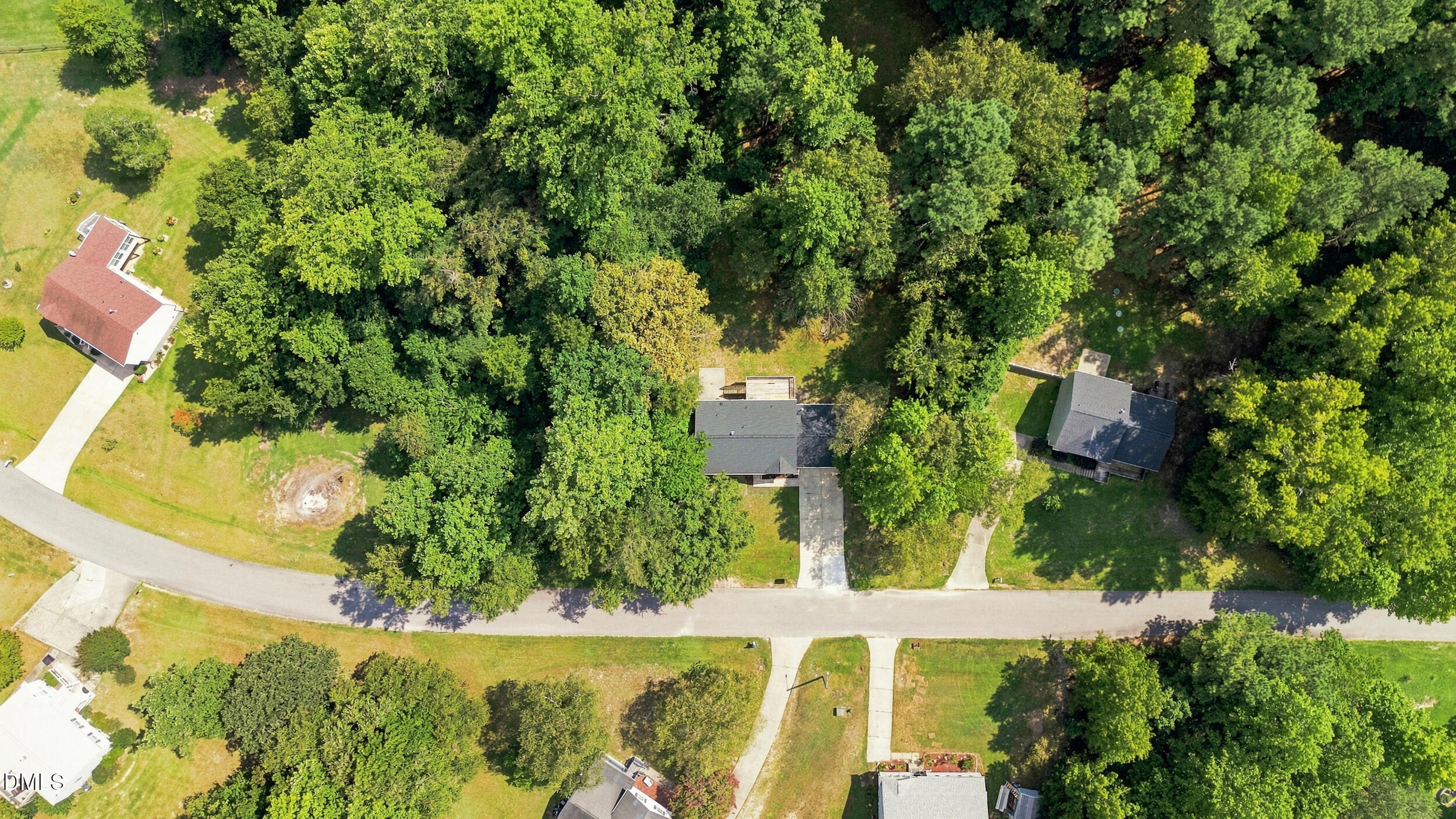 main property photo 12