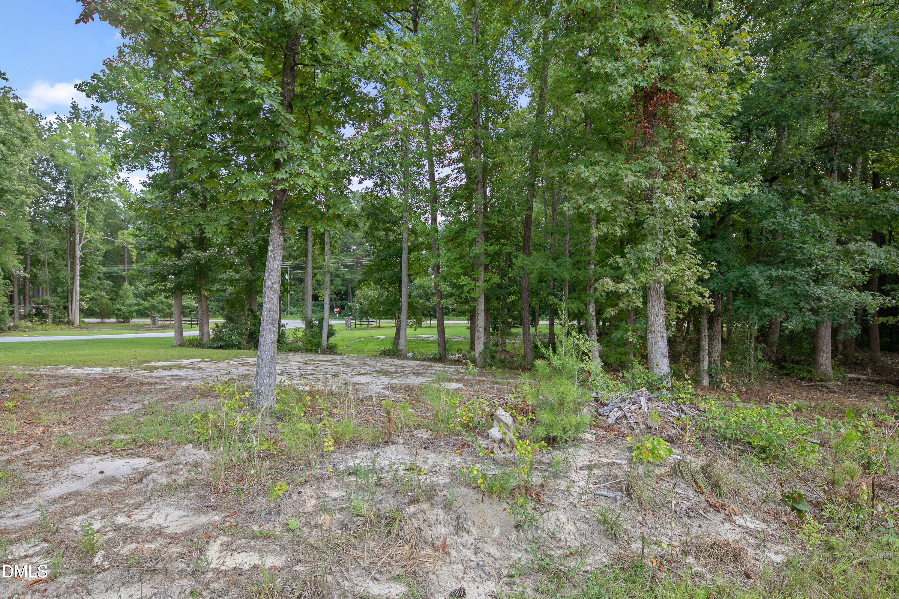 main property photo 34
