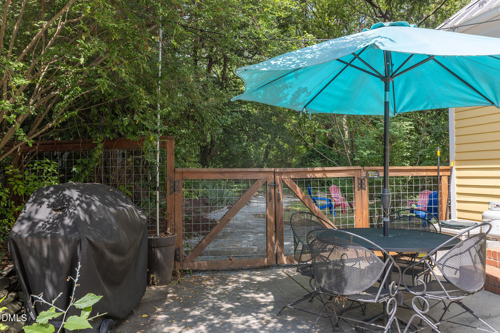 main property photo 51