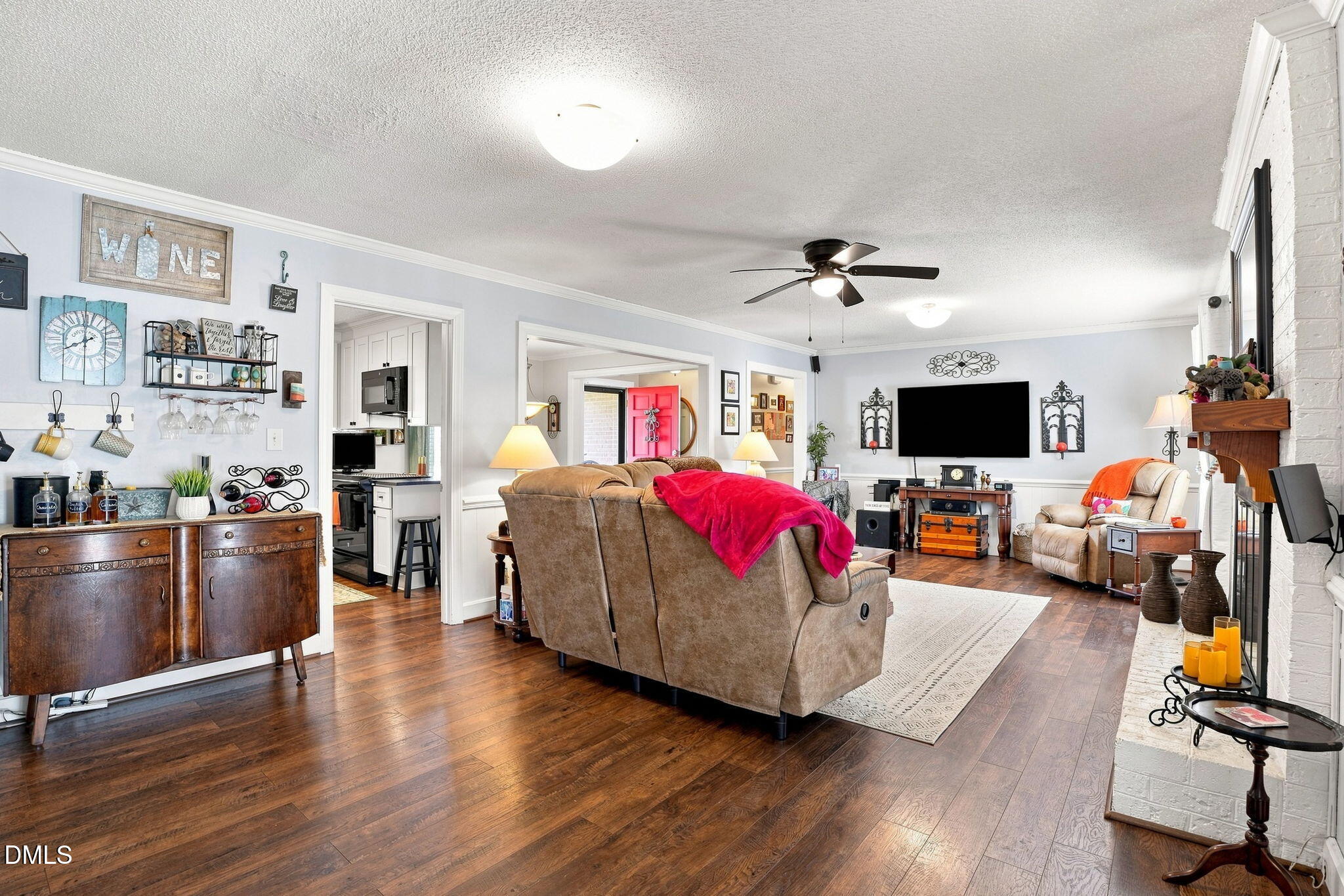 main property photo 14