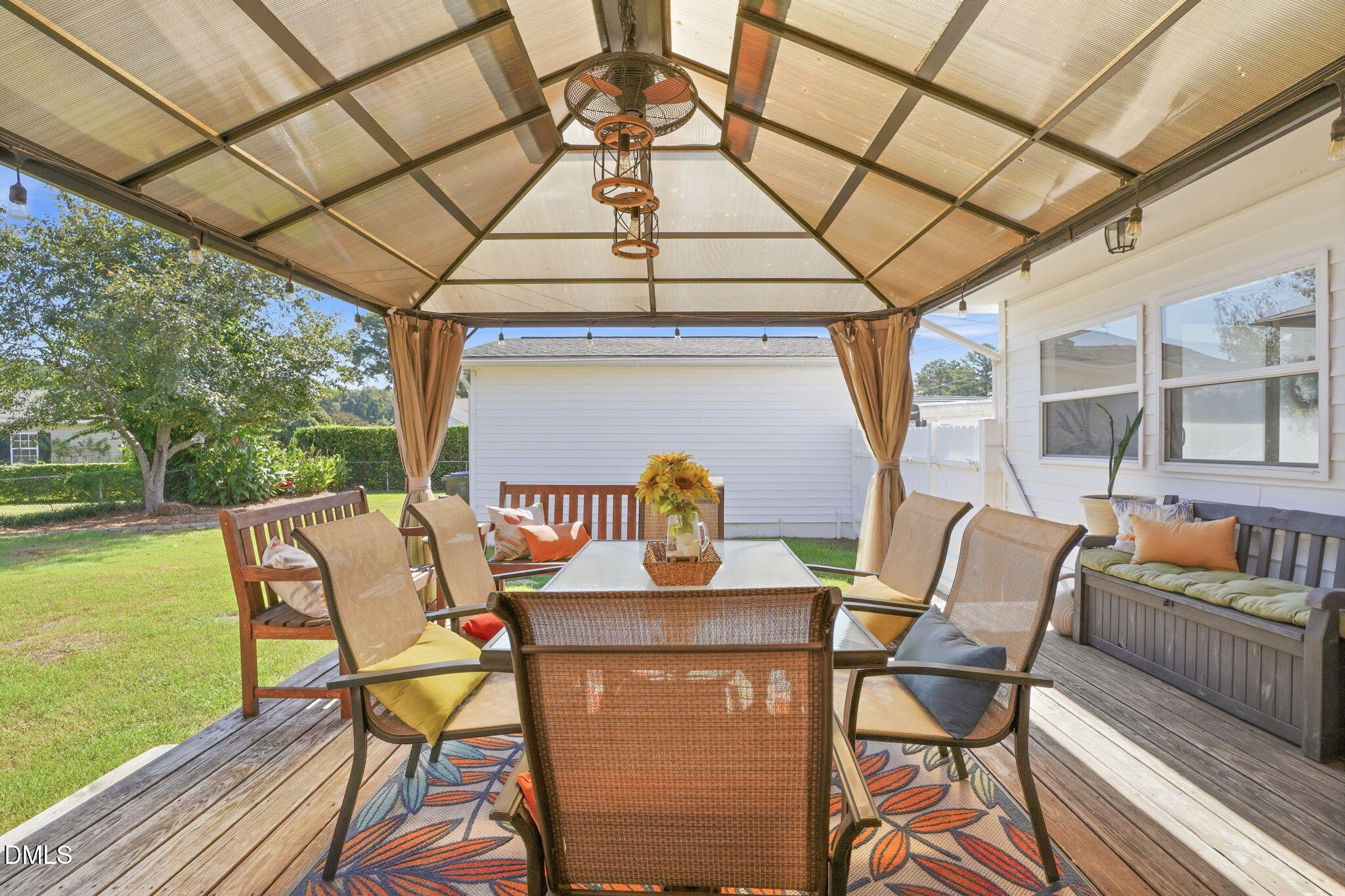 main property photo 32