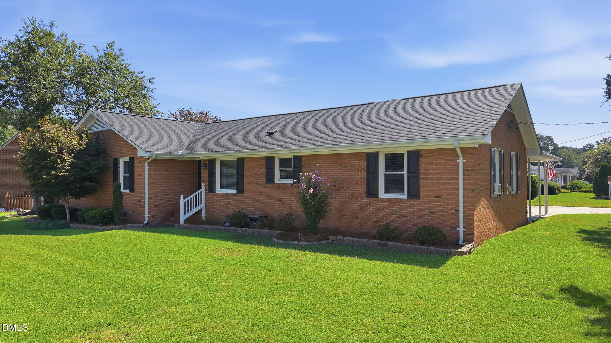 main property photo 41