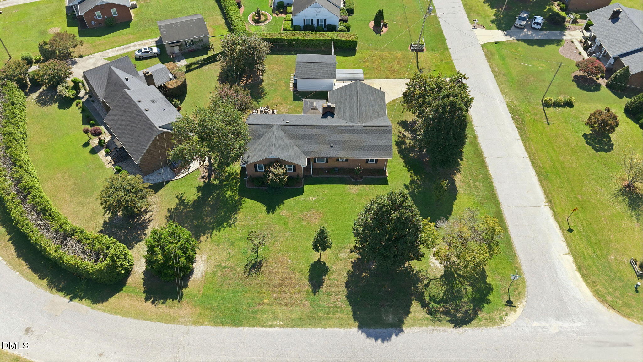 main property photo 50