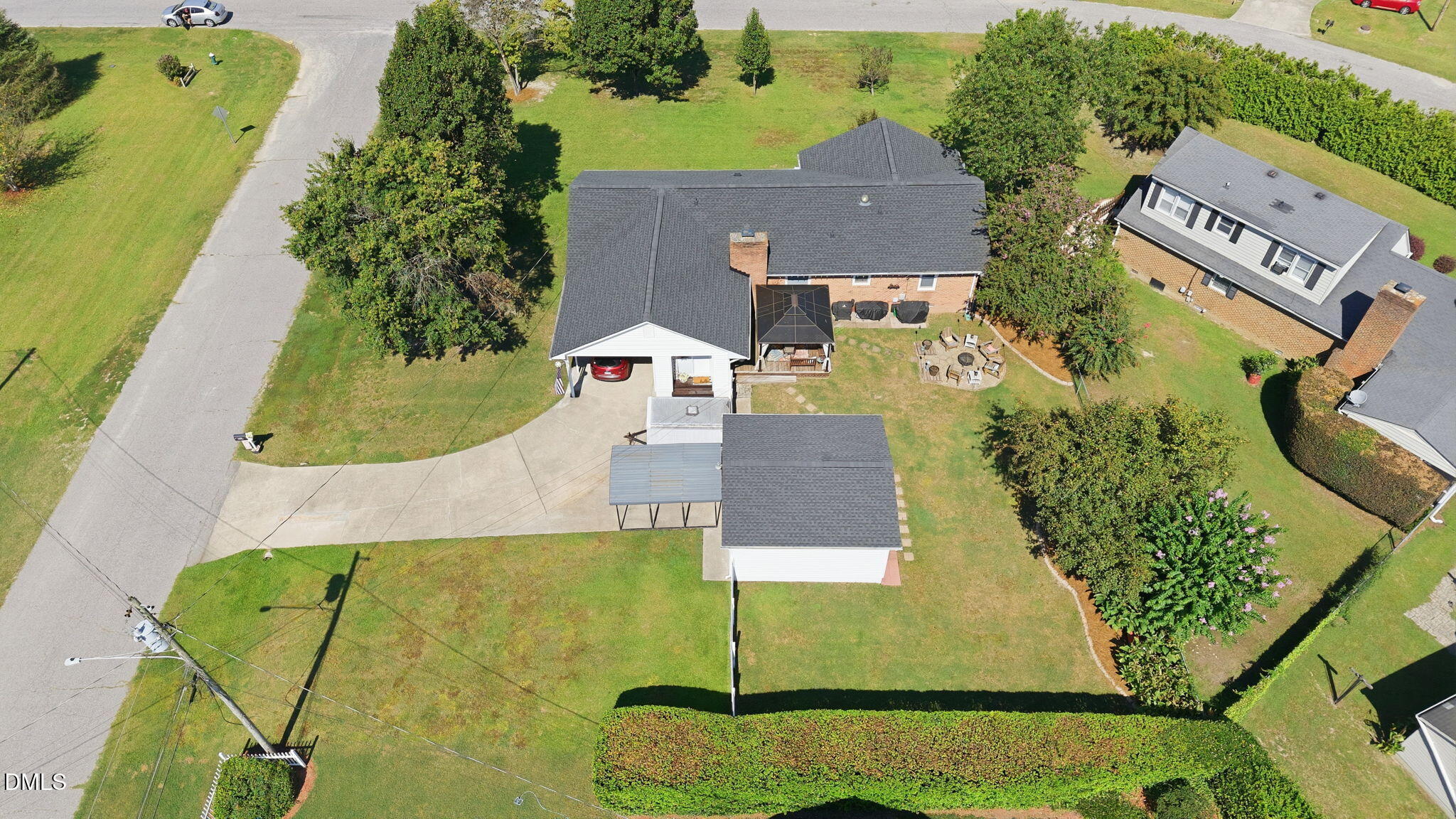 main property photo 51
