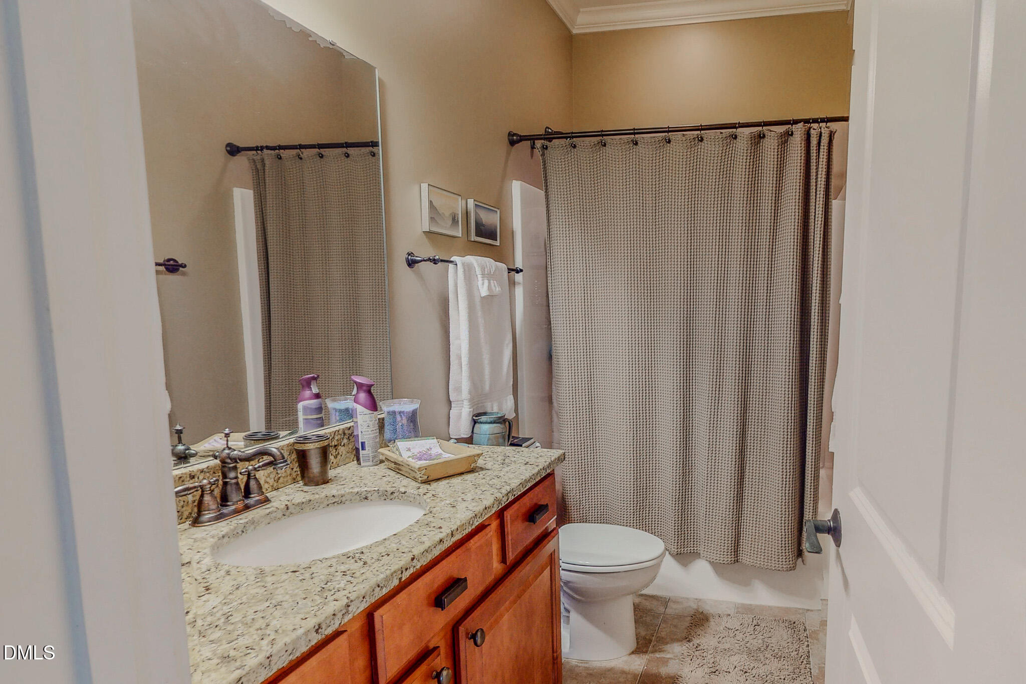 main property photo 59