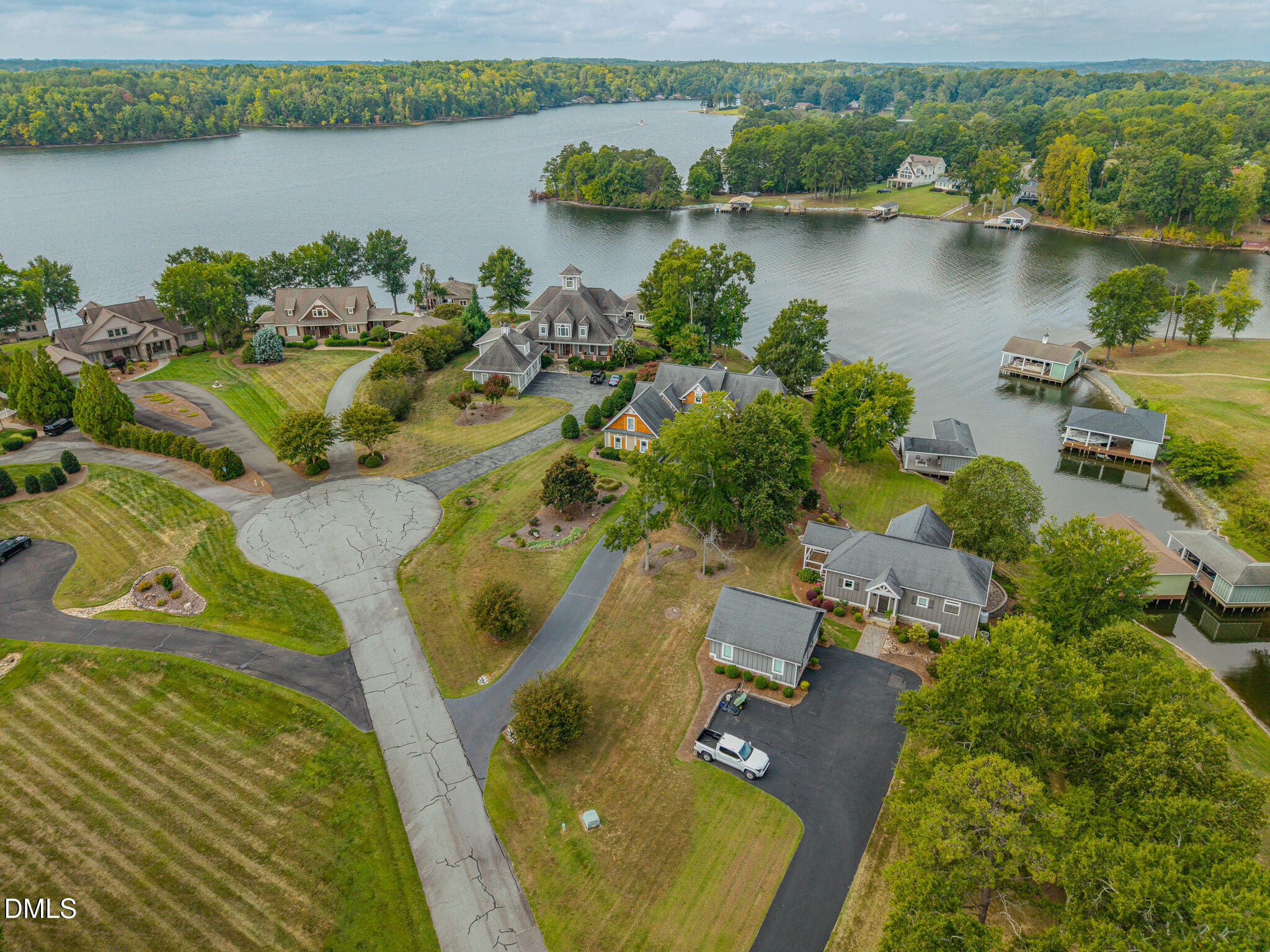 main property photo 75