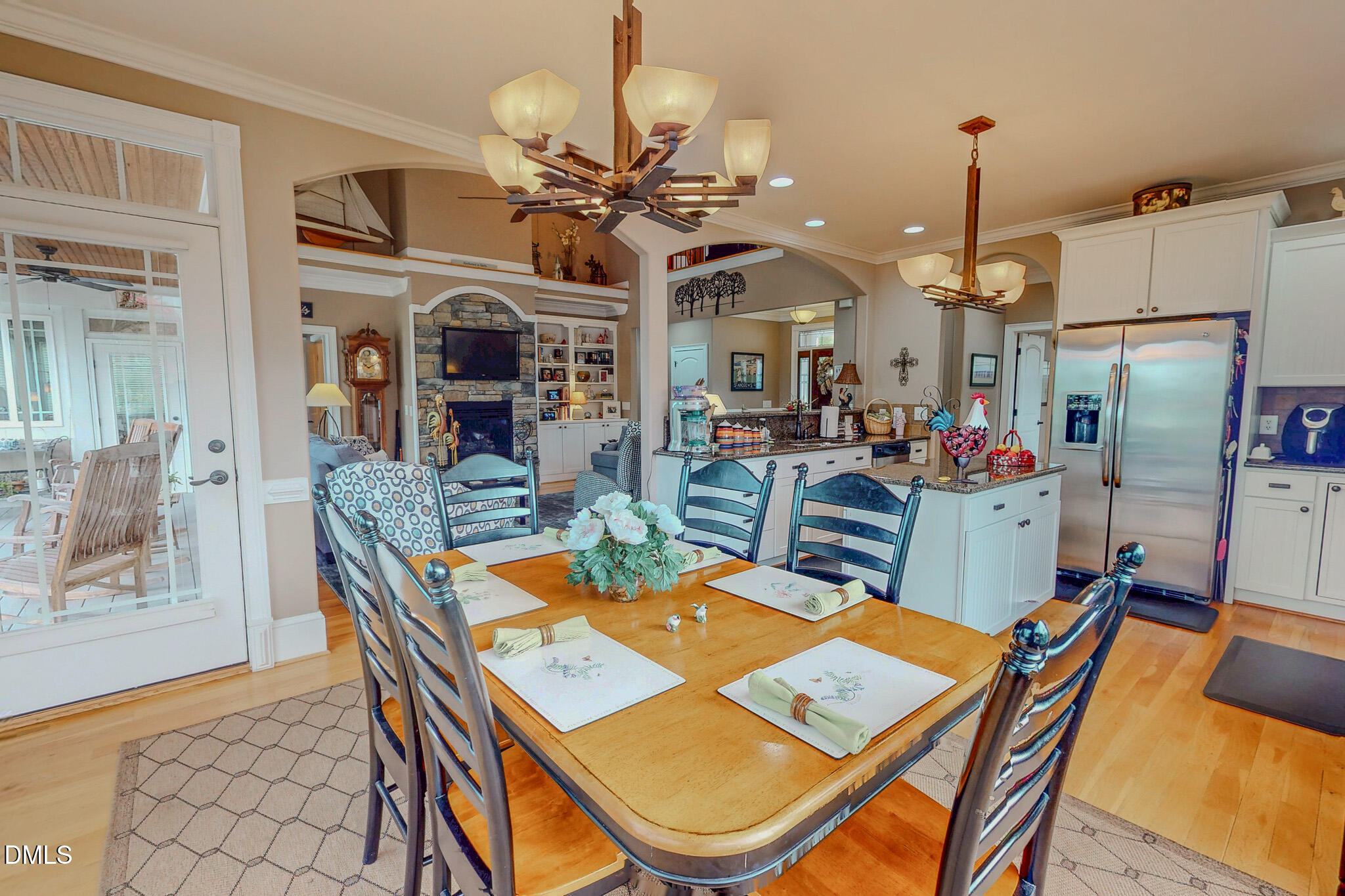 main property photo 79