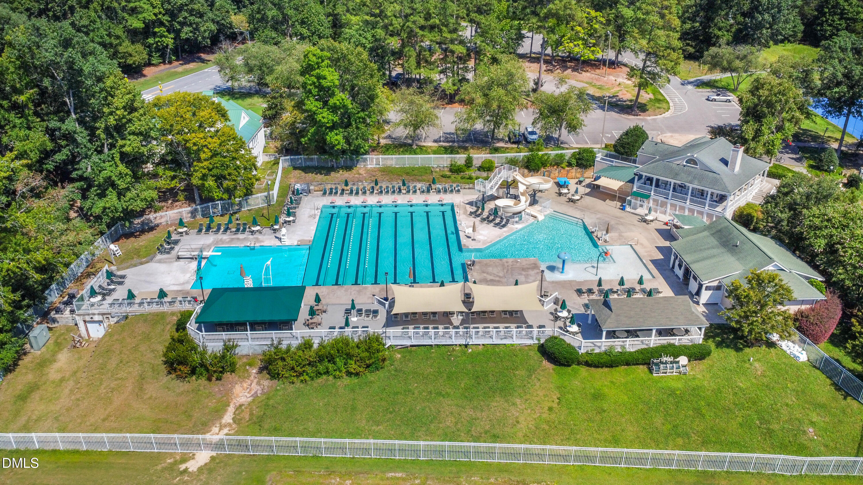 main property photo 43