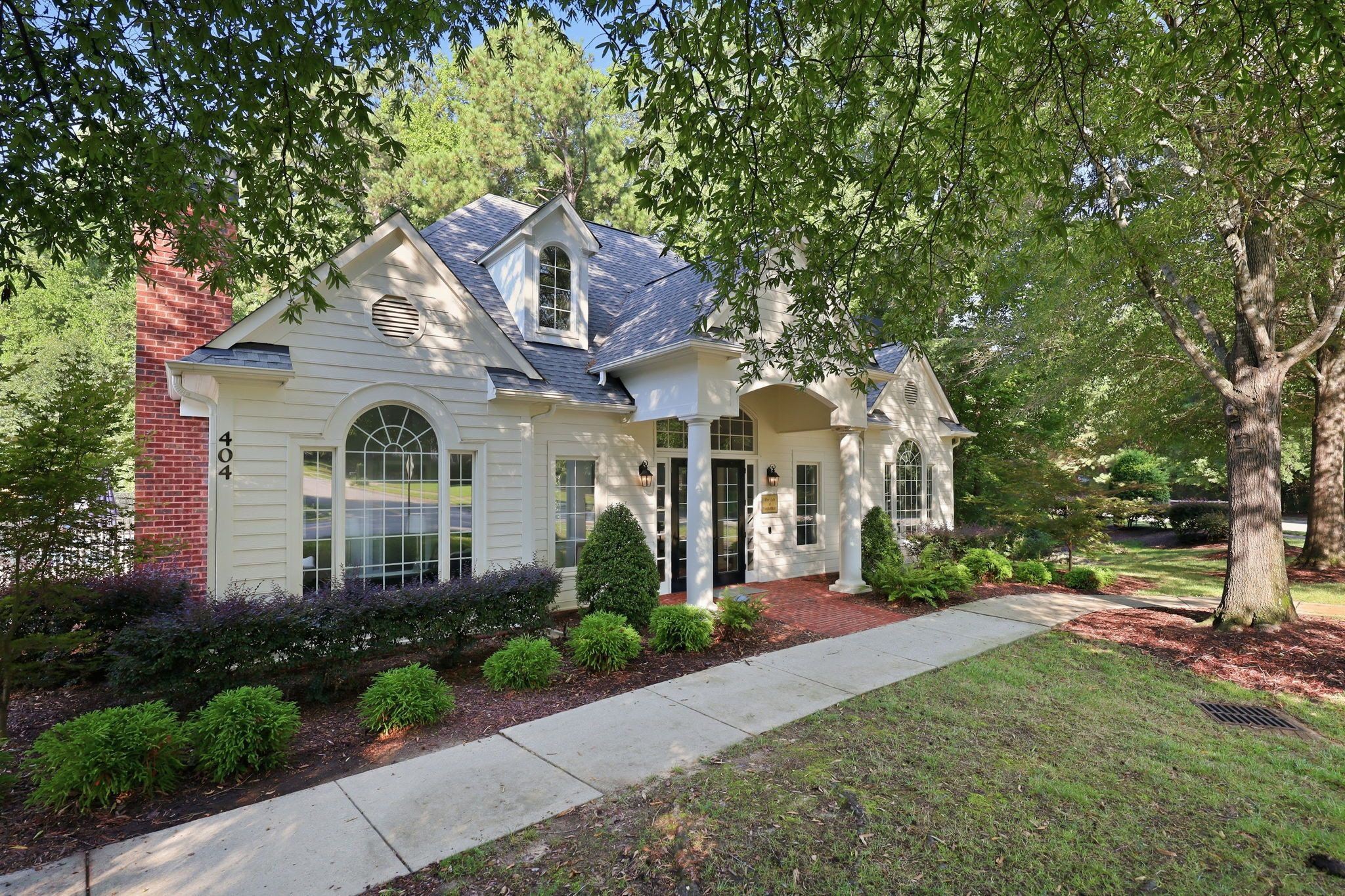 main property photo 79