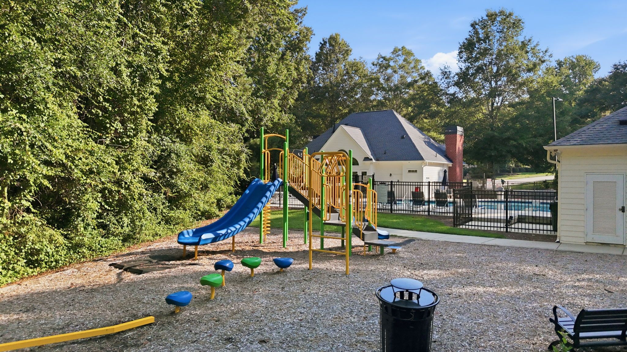 main property photo 80