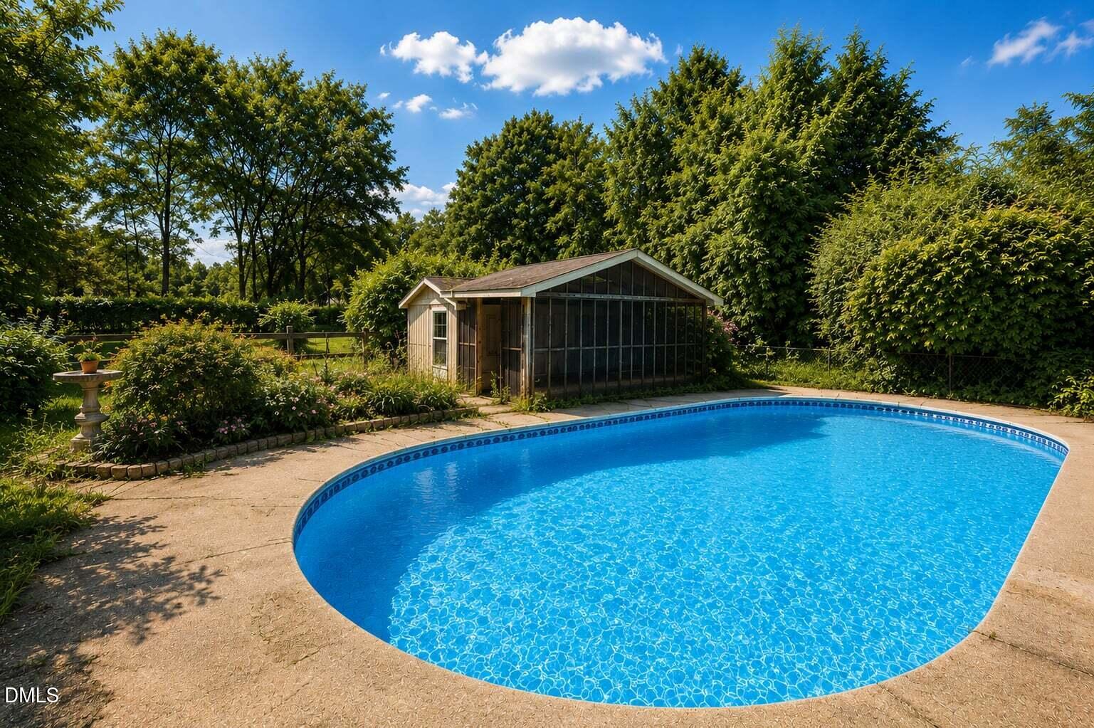 main property photo 27