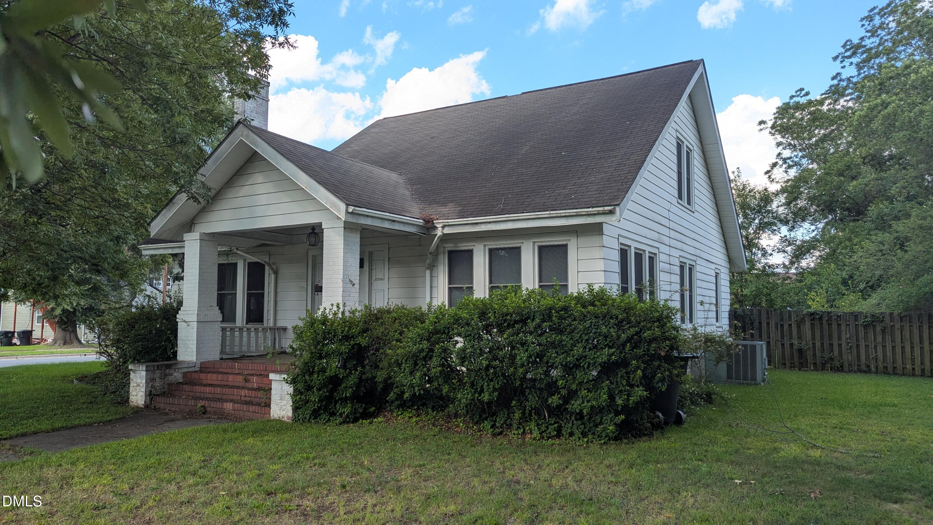 main property photo 14