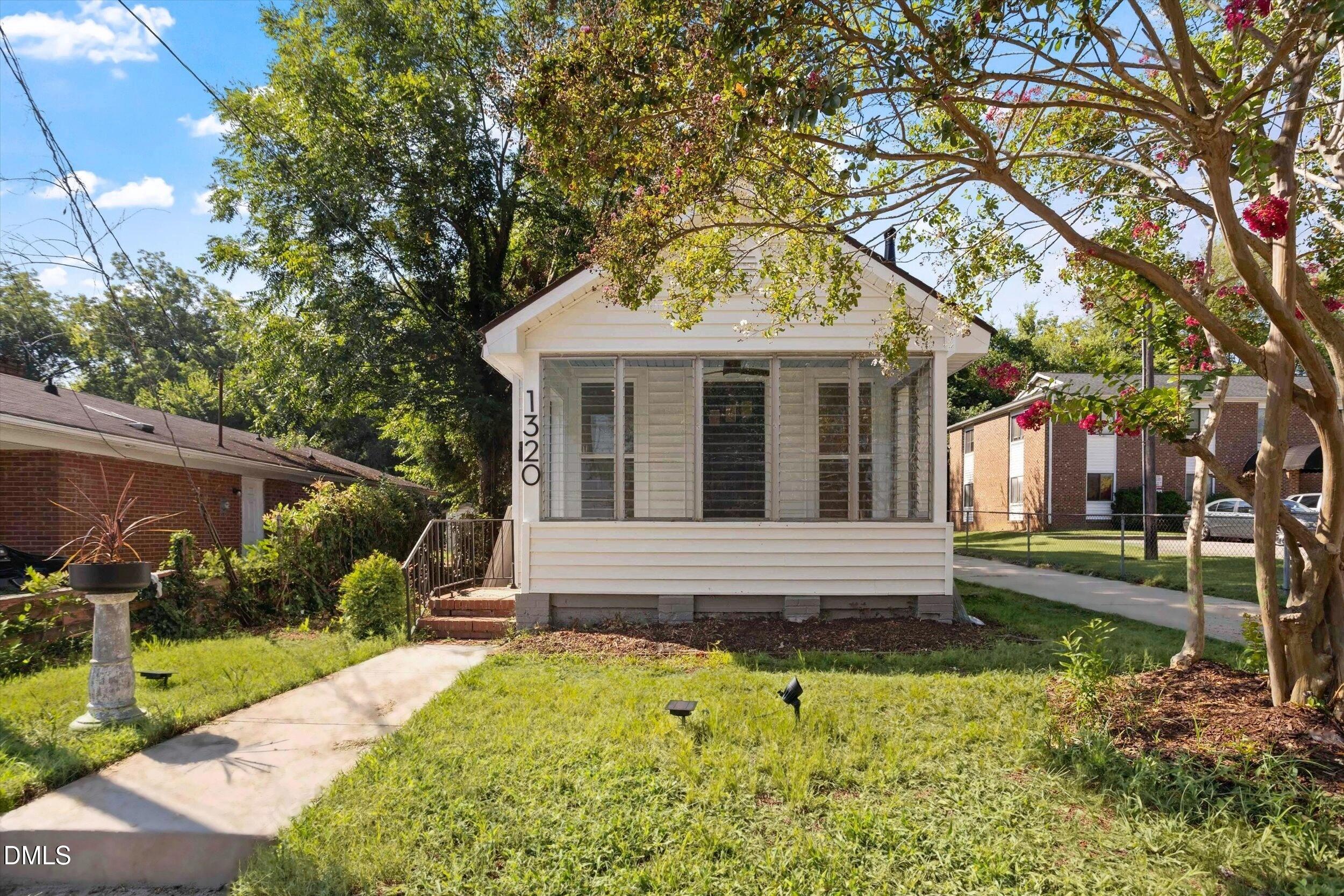 main property photo 32