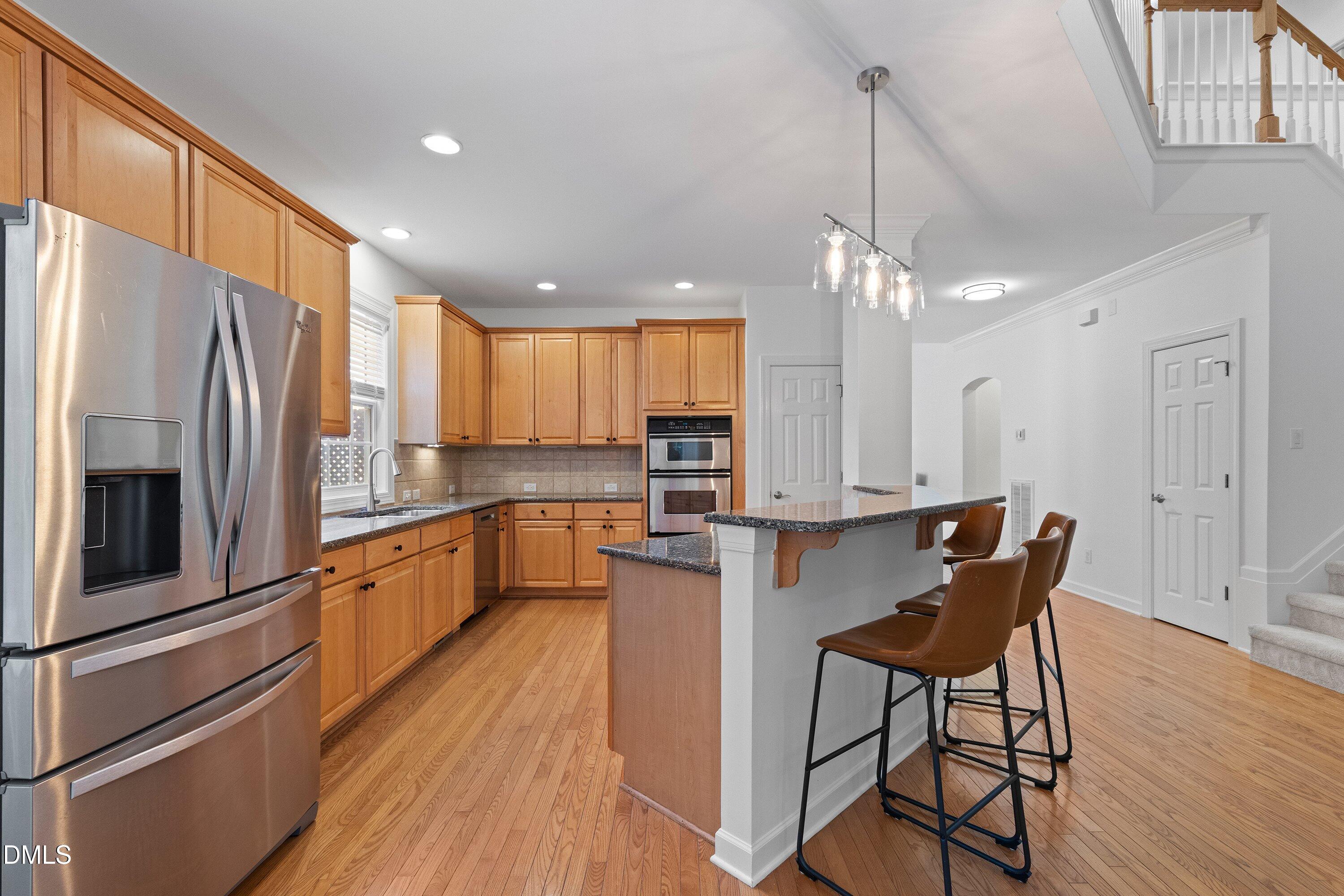 main property photo 16