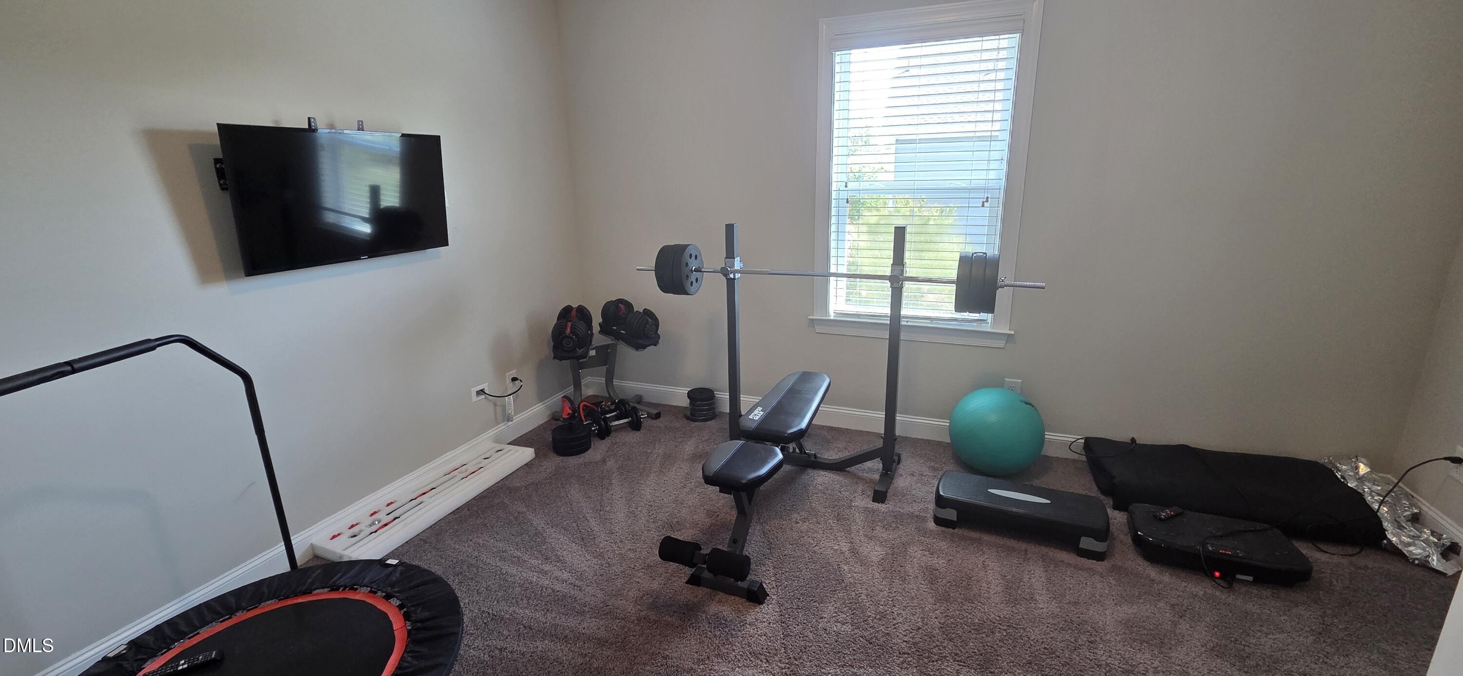 main property photo 23