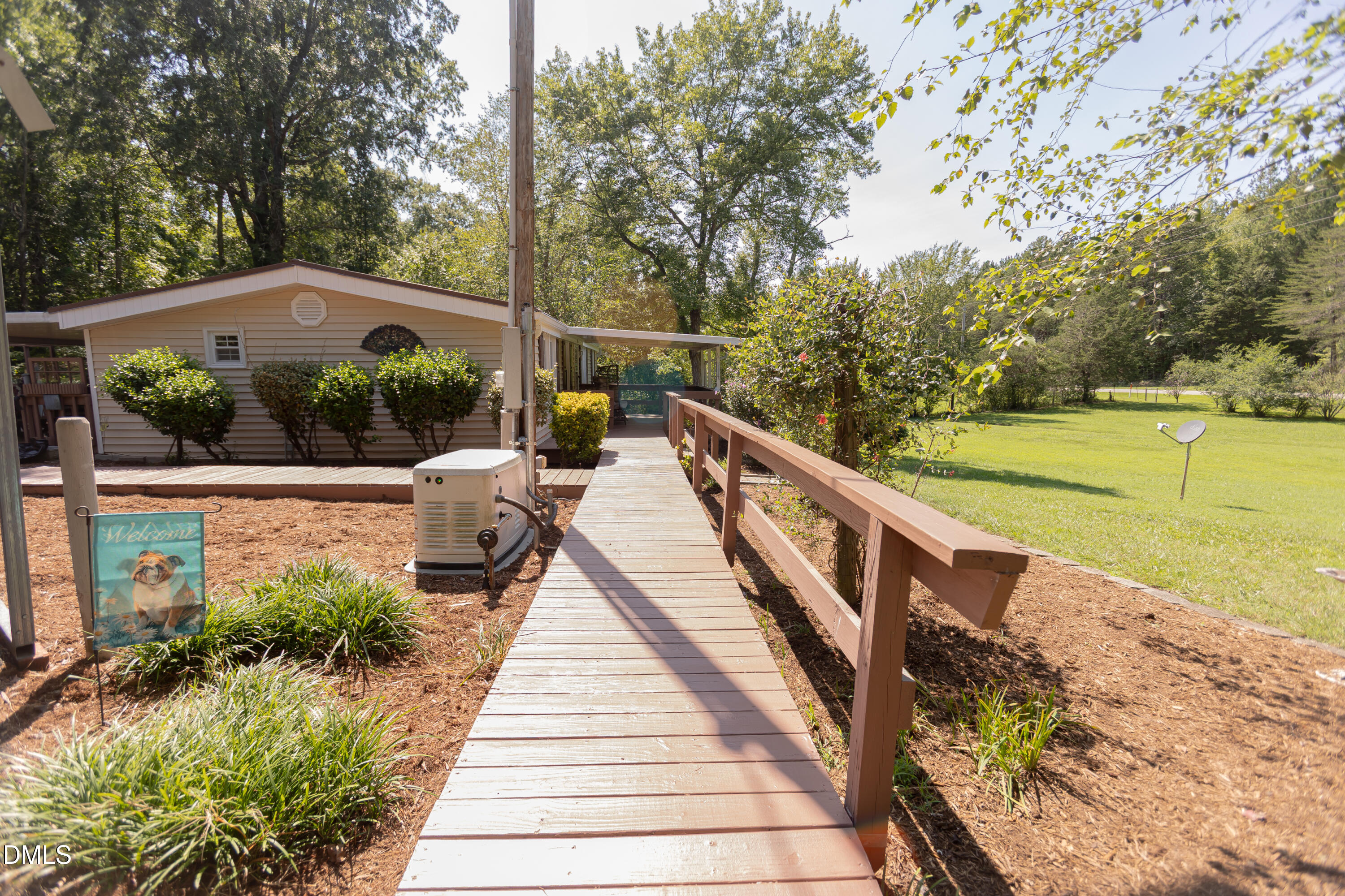 main property photo 50