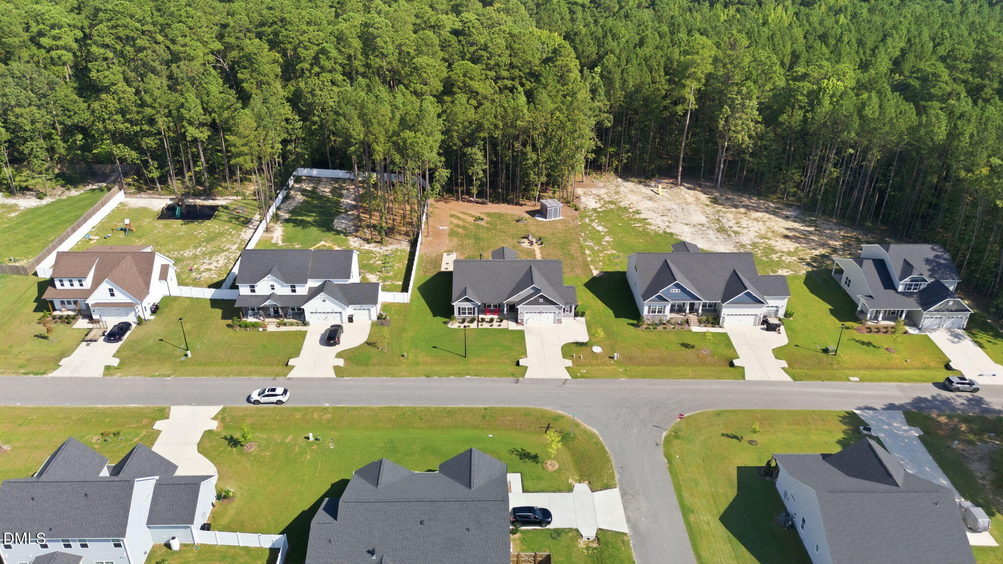 main property photo 41