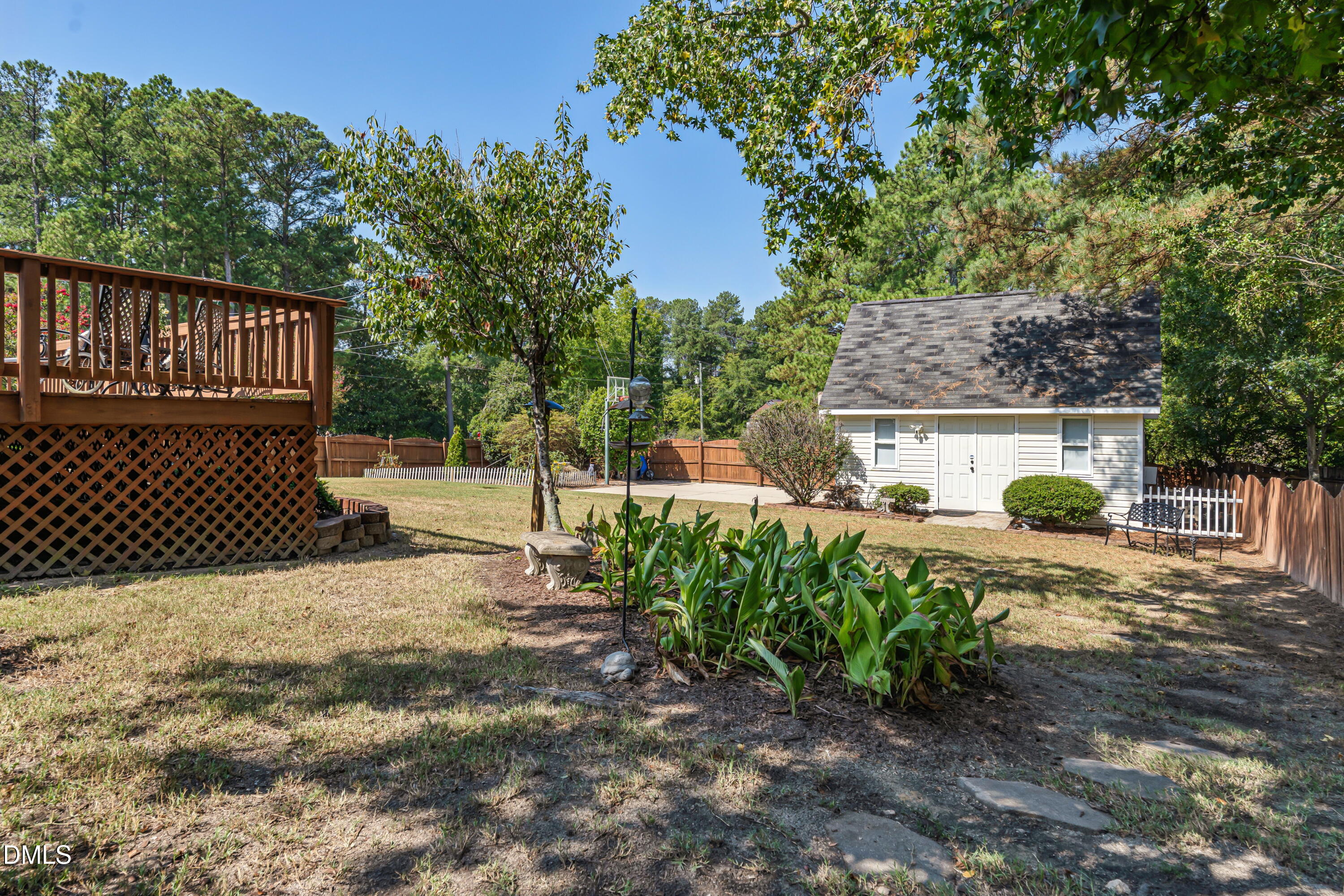 main property photo 26