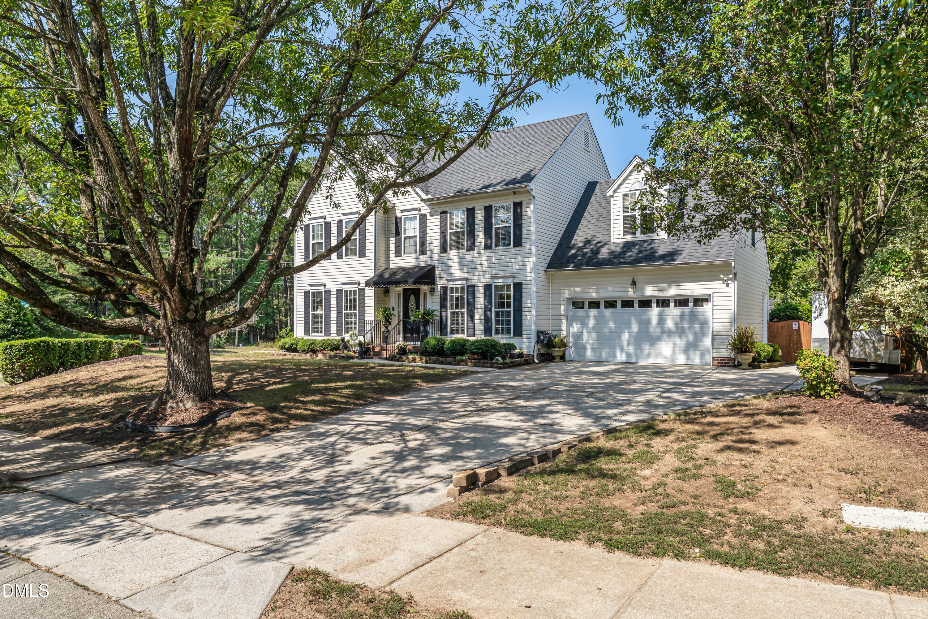 main property photo 5